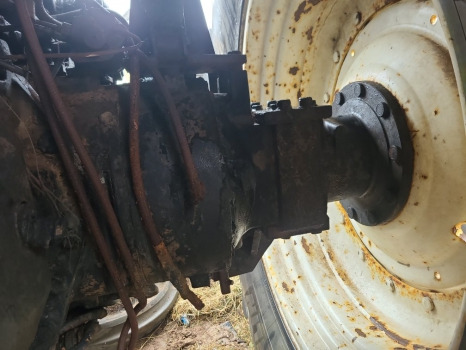 Valtra S230, S240, S260, S280 Rear Half Axle Lhs V35114400, V35115200 - المحور الخلفي - الآلات والماكينات الزراعية: صور 3 Valtra S230, S240, S260, S280 Rear Half Axle Lhs V35114400, V35115200 - المحور الخلفي - الآلات والماكينات الزراعية: صور 3