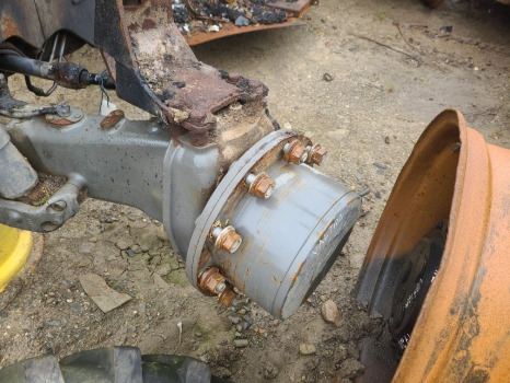 Valtra T174ea Front Axle Hub Lhs Assy Dana Spicer 740/560 755.06.116.01 - المحور الأمامي - الآلات والماكينات الزراعية: صور 3 Valtra T174ea Front Axle Hub Lhs Assy Dana Spicer 740/560 755.06.116.01 - المحور الأمامي - الآلات والماكينات الزراعية: صور 3