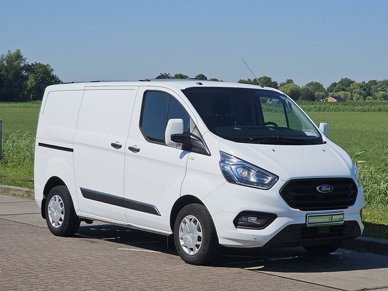Ford Transit Custom 2.0 L1H1 Wp-Inrichting ! - فان المدمجة: صور 4 Ford Transit Custom 2.0 L1H1 Wp-Inrichting ! - فان المدمجة: صور 4