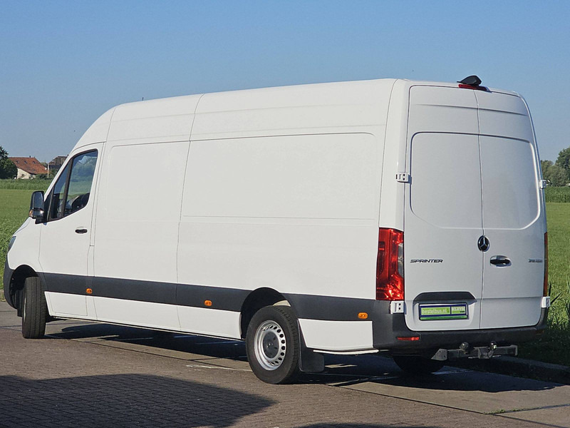 Mercedes-Benz Sprinter 315 L3H2 Maxi Mbux Euro6 - فان: صور 5 Mercedes-Benz Sprinter 315 L3H2 Maxi Mbux Euro6 - فان: صور 5