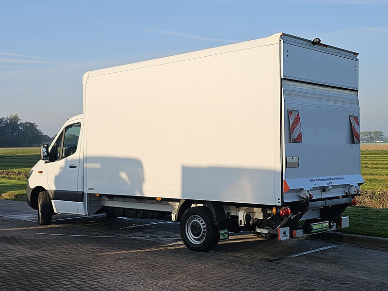 Mercedes-Benz Sprinter 317 Bakwagen Laadklep! - الشاحنات الصغيرة صندوق مغلق: صور 5 Mercedes-Benz Sprinter 317 Bakwagen Laadklep! - الشاحنات الصغيرة صندوق مغلق: صور 5