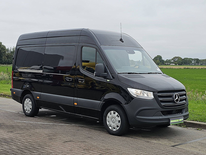 Mercedes-Benz Sprinter 317 L2H2 3.5t-Trekhaak - فان: صور 4 Mercedes-Benz Sprinter 317 L2H2 3.5t-Trekhaak - فان: صور 4