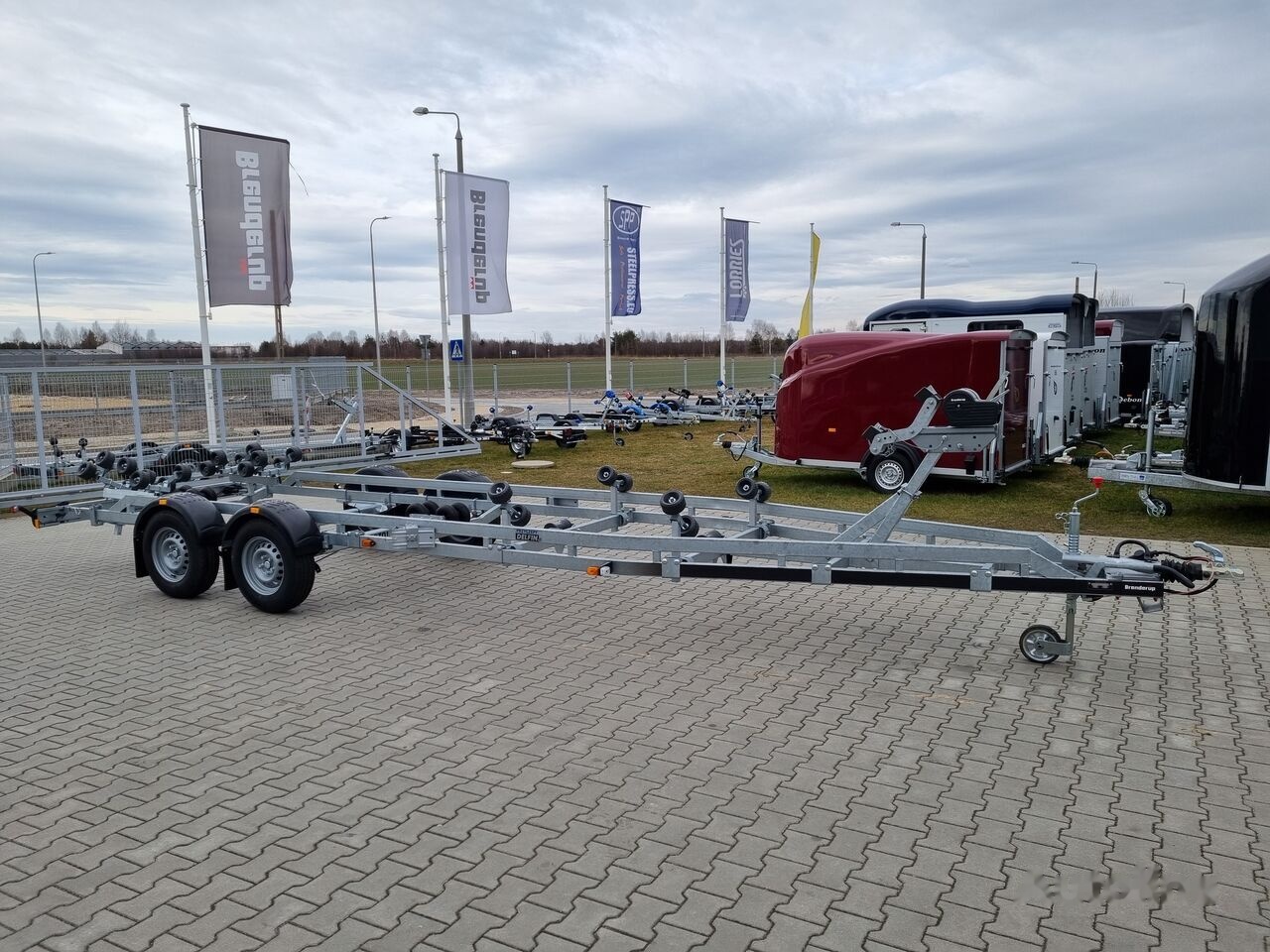 Brenderup 263500TB SRX trailer for 7,8 m boat 3.5T GVW - مقطورة القارب: صور 2 Brenderup 263500TB SRX trailer for 7,8 m boat 3.5T GVW - مقطورة القارب: صور 2