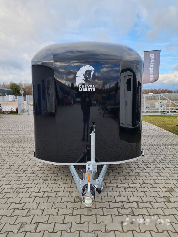 Cheval Liberté Maxi 3 Minimax trailer for 3 horses GVW 3500kg tack room saddle - عربة نقل خيل: صور 4 Cheval Liberté Maxi 3 Minimax trailer for 3 horses GVW 3500kg tack room saddle - عربة نقل خيل: صور 4