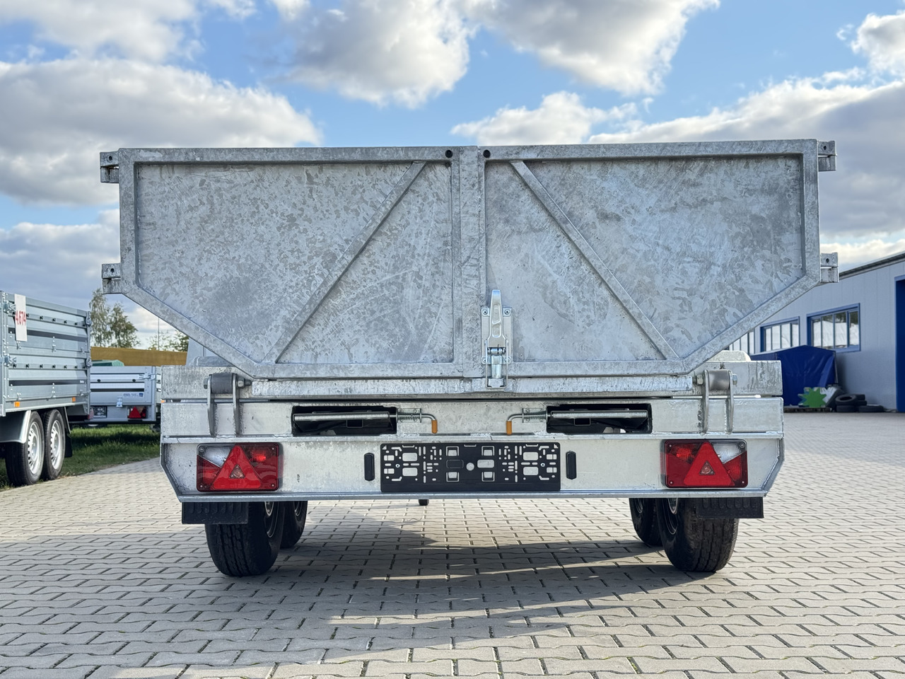 NIEWIADÓW KPW3530.18HT EPP | 300×180cm / 3500kg / kiper wywrotka tipper, muldenkipper - قلابة مقطورة: صور 4 NIEWIADÓW KPW3530.18HT EPP | 300×180cm / 3500kg / kiper wywrotka tipper, muldenkipper - قلابة مقطورة: صور 4