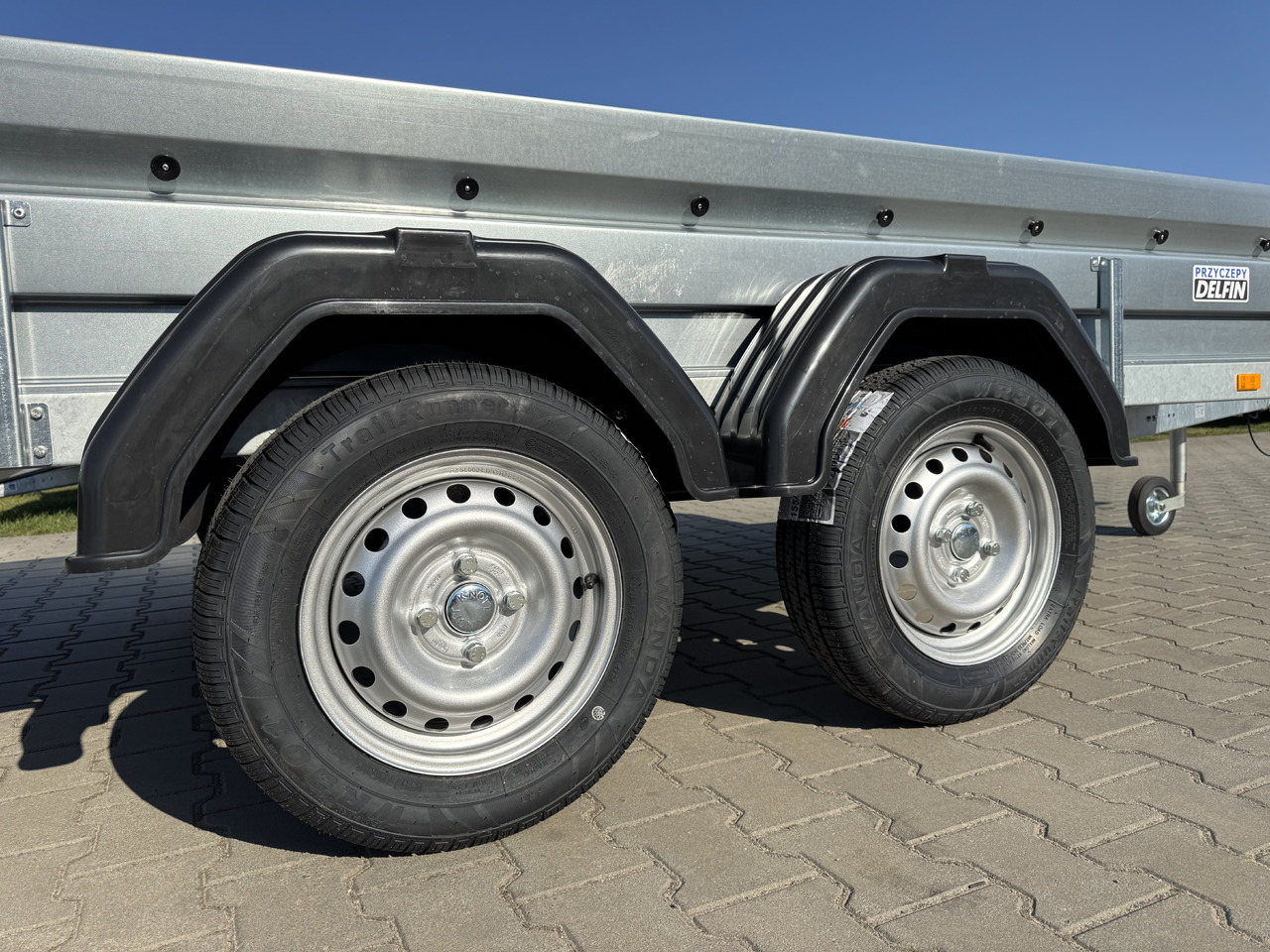 ZASŁAW 300T - przyczepa skrzyniowa 2 osie / 750kg - مقطورات السيارات: صور 3 ZASŁAW 300T - przyczepa skrzyniowa 2 osie / 750kg - مقطورات السيارات: صور 3