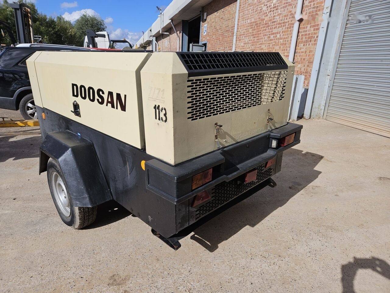 Doosan 7/71 - ضاغط الهواء: صور 2 Doosan 7/71 - ضاغط الهواء: صور 2
