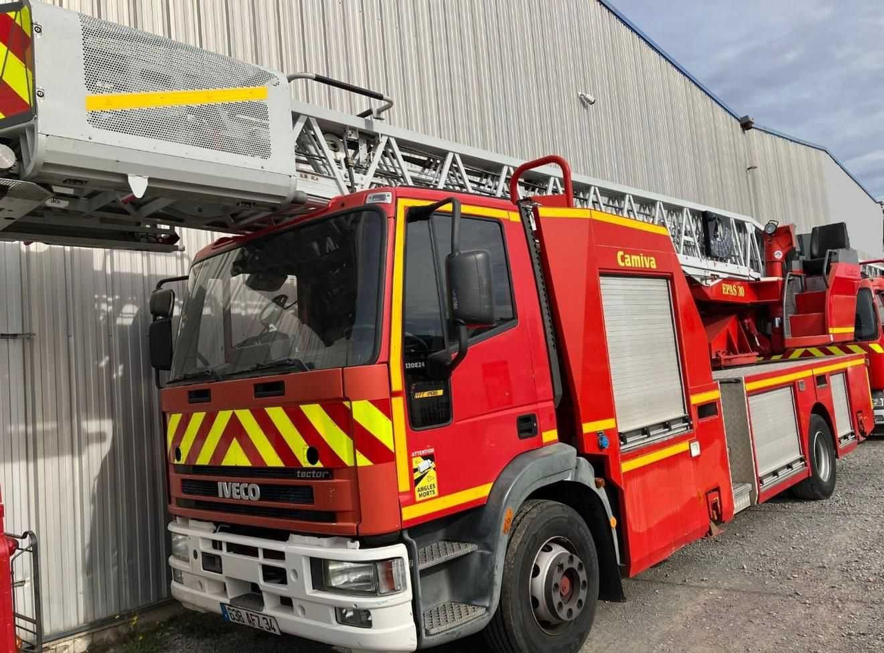 Drabina strażacka 30 m , IVECO Eurocargo Tector 130E24, Camiva EPAS 30 - المطافئ: صور 1 Drabina strażacka 30 m , IVECO Eurocargo Tector 130E24, Camiva EPAS 30 - المطافئ: صور 1