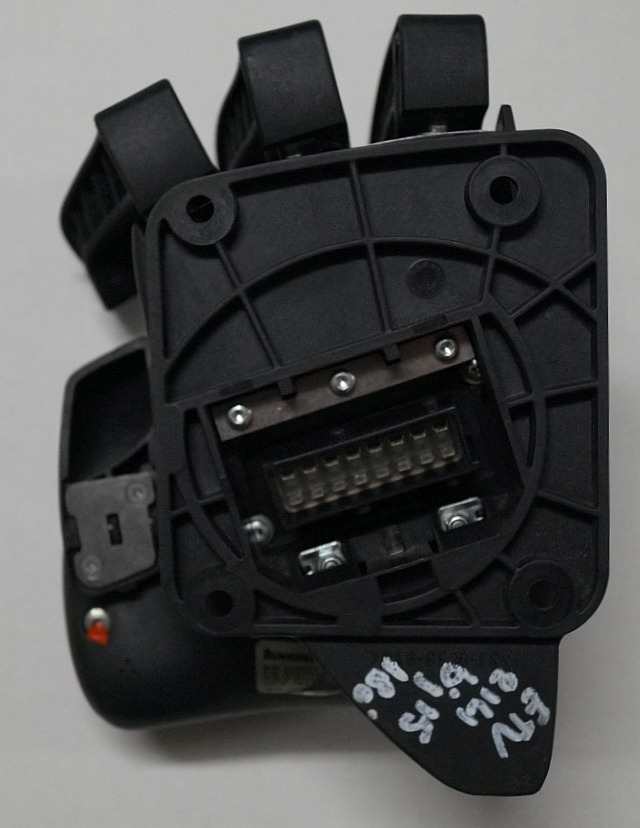 Jungheinrich 51235616 | Controle levers with side shift function Index O sn. P78 - النظام الكهربائي - معدات المناولة: صور 3 Jungheinrich 51235616 | Controle levers with side shift function Index O sn. P78 - النظام الكهربائي - معدات المناولة: صور 3