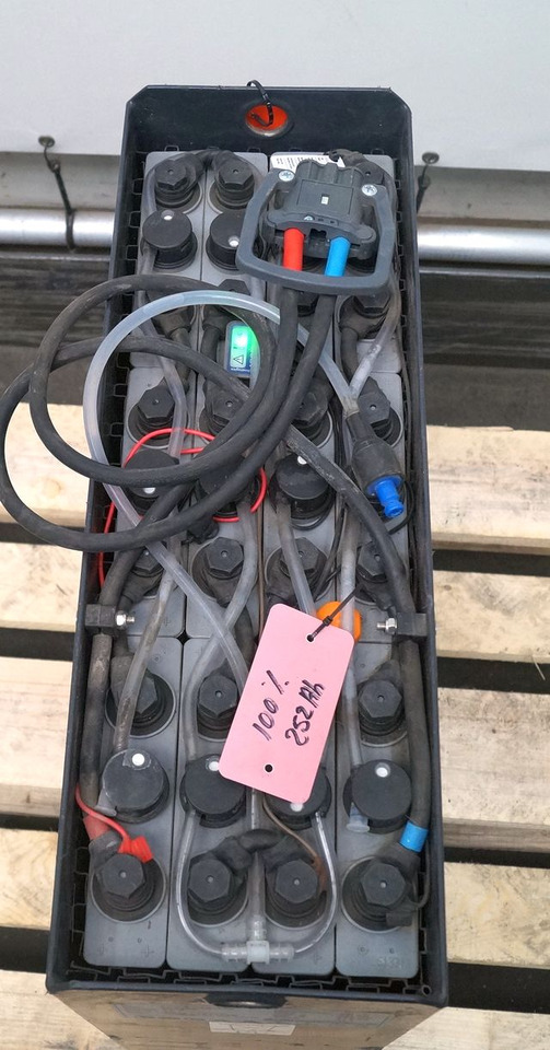 Jungheinrich unknown | Battery 24 2PZS250 year 2022 weight 212 kg sn. 203453 out  - البطارية - معدات المناولة: صور 2 Jungheinrich unknown | Battery 24 2PZS250 year 2022 weight 212 kg sn. 203453 out  - البطارية - معدات المناولة: صور 2