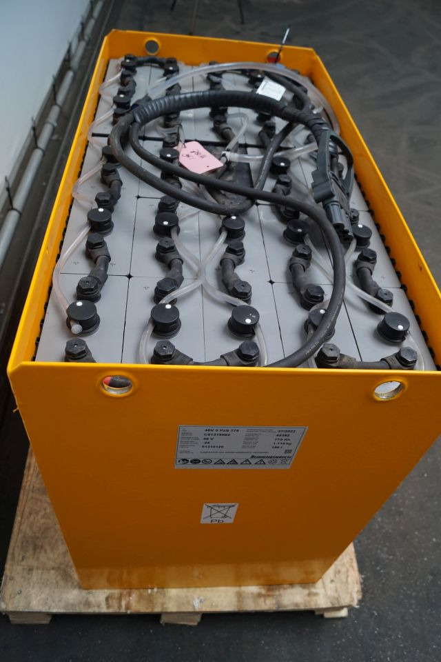 Jungheinrich unknown | Battery 48V775Ah 48 5PZS775 Year 2022 weight 1119 kg sn.  - البطارية - معدات المناولة: صور 2 Jungheinrich unknown | Battery 48V775Ah 48 5PZS775 Year 2022 weight 1119 kg sn.  - البطارية - معدات المناولة: صور 2