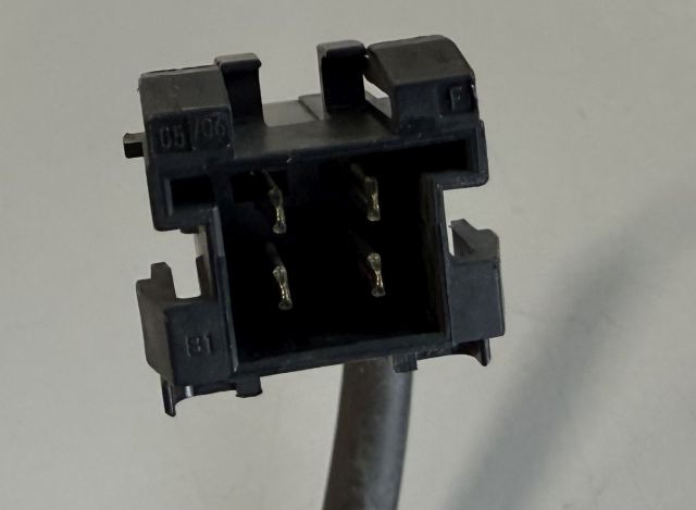 Linde 409324 | Joystick Single Axis Still no. 8409324 sn 0645 127 - النظام الكهربائي - معدات المناولة: صور 3 Linde 409324 | Joystick Single Axis Still no. 8409324 sn 0645 127 - النظام الكهربائي - معدات المناولة: صور 3