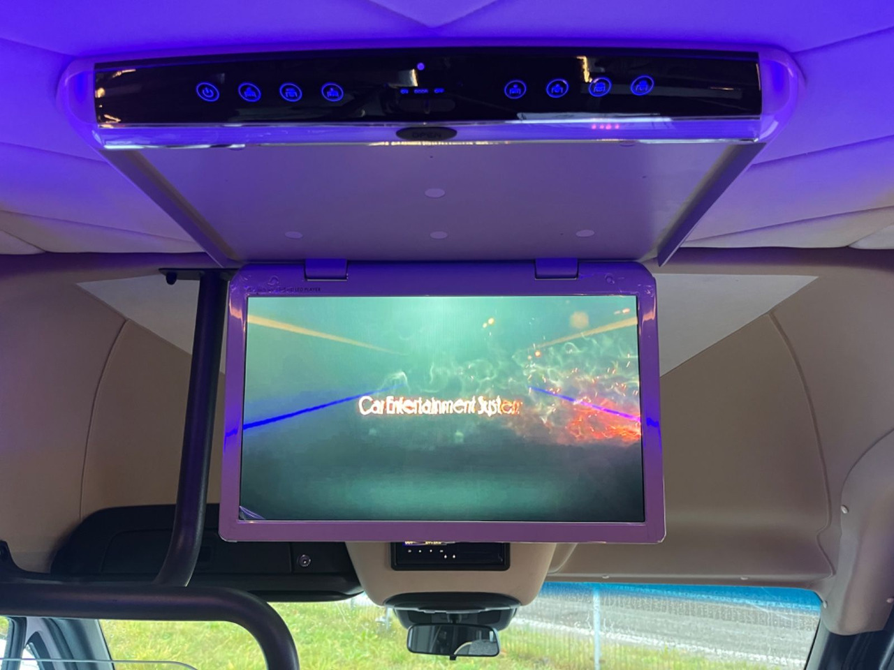 تأجير  Mercedes-Benz Sprinter 519 AWD 4x4 TOURIST  / 21 to 24 Seats Mercedes-Benz Sprinter 519 AWD 4x4 TOURIST  / 21 to 24 Seats: صور 20