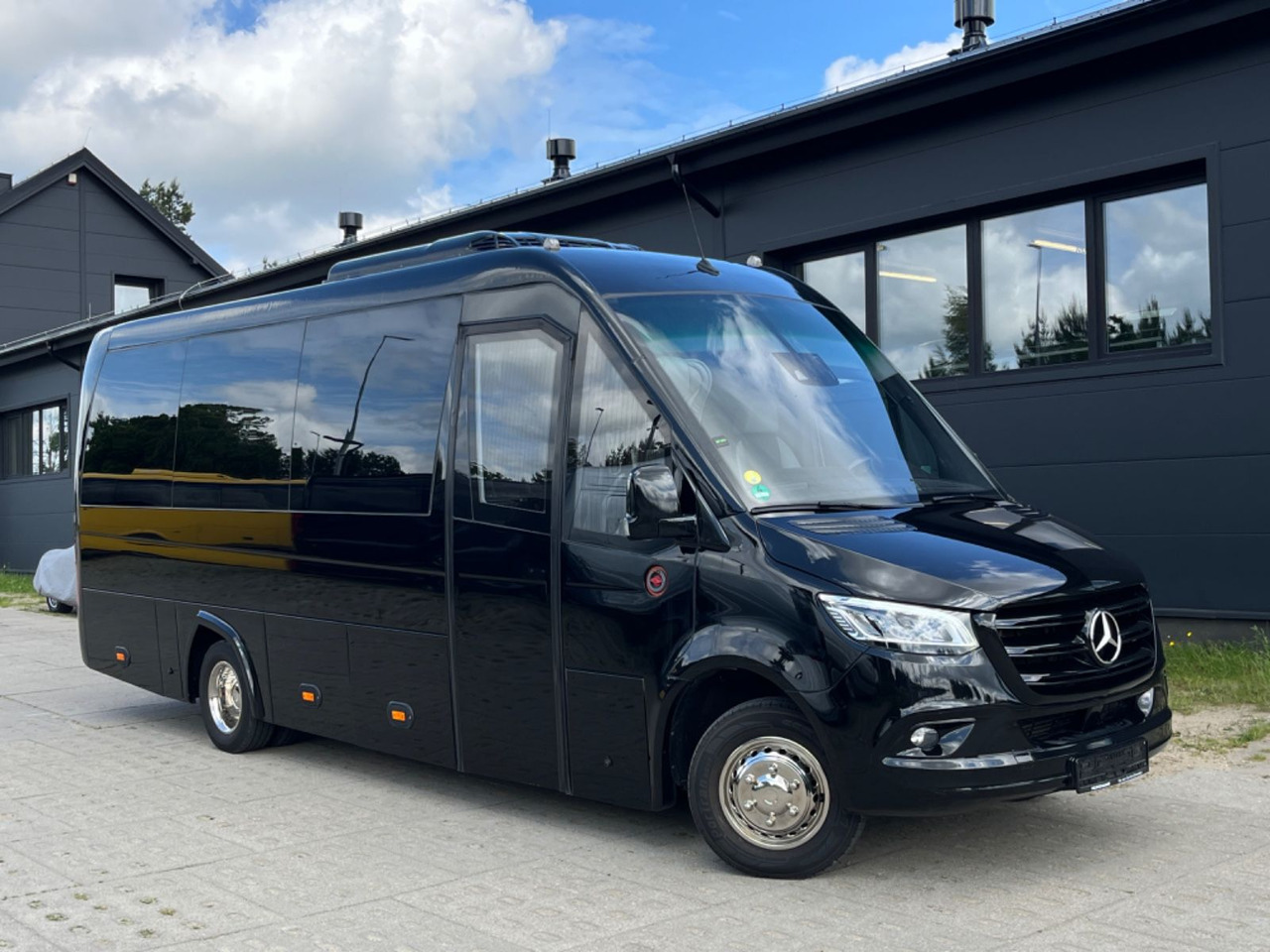 Mercedes-Benz Sprinter 519 HIGH DECK/ 3.0 V6 / LUXURY Bus - سياحية حافلة: صور 2 Mercedes-Benz Sprinter 519 HIGH DECK/ 3.0 V6 / LUXURY Bus - سياحية حافلة: صور 2