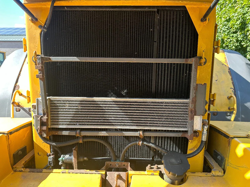 اللودر بعجل Volvo L120 F: صور 13