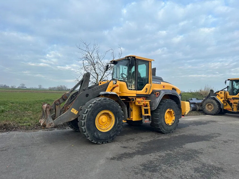 Volvo L120 H - اللودر بعجل: صور 2 Volvo L120 H - اللودر بعجل: صور 2
