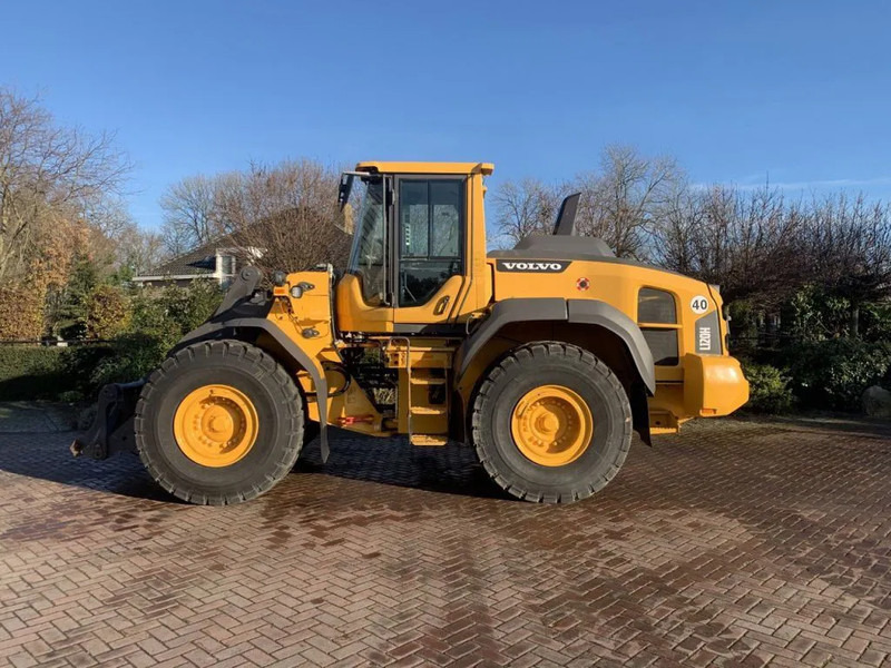 Volvo L120 H - اللودر بعجل: صور 1 Volvo L120 H - اللودر بعجل: صور 1
