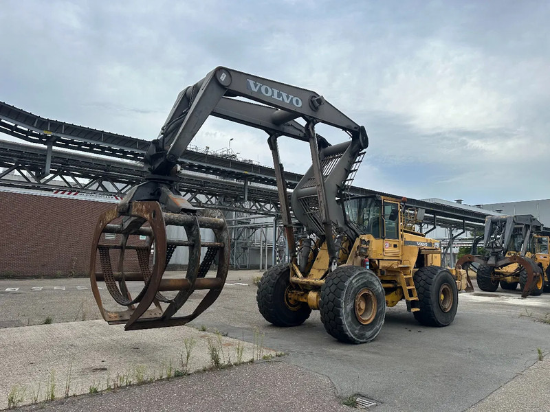 Volvo L180 C High Lift - مقطورة الغابات: صور 5 Volvo L180 C High Lift - مقطورة الغابات: صور 5