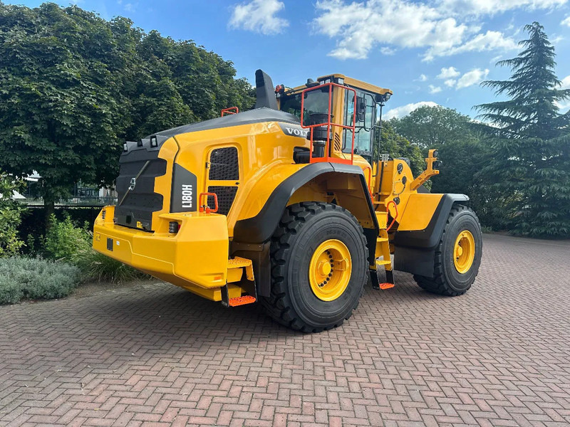 Volvo L180 H UNUSED 3-units availlable - اللودر بعجل: صور 4 Volvo L180 H UNUSED 3-units availlable - اللودر بعجل: صور 4
