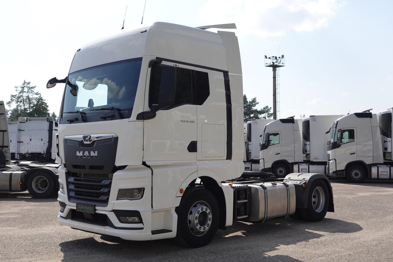 MAN TGX 18.520 GX - شاحنة جرار: صور 1 MAN TGX 18.520 GX - شاحنة جرار: صور 1