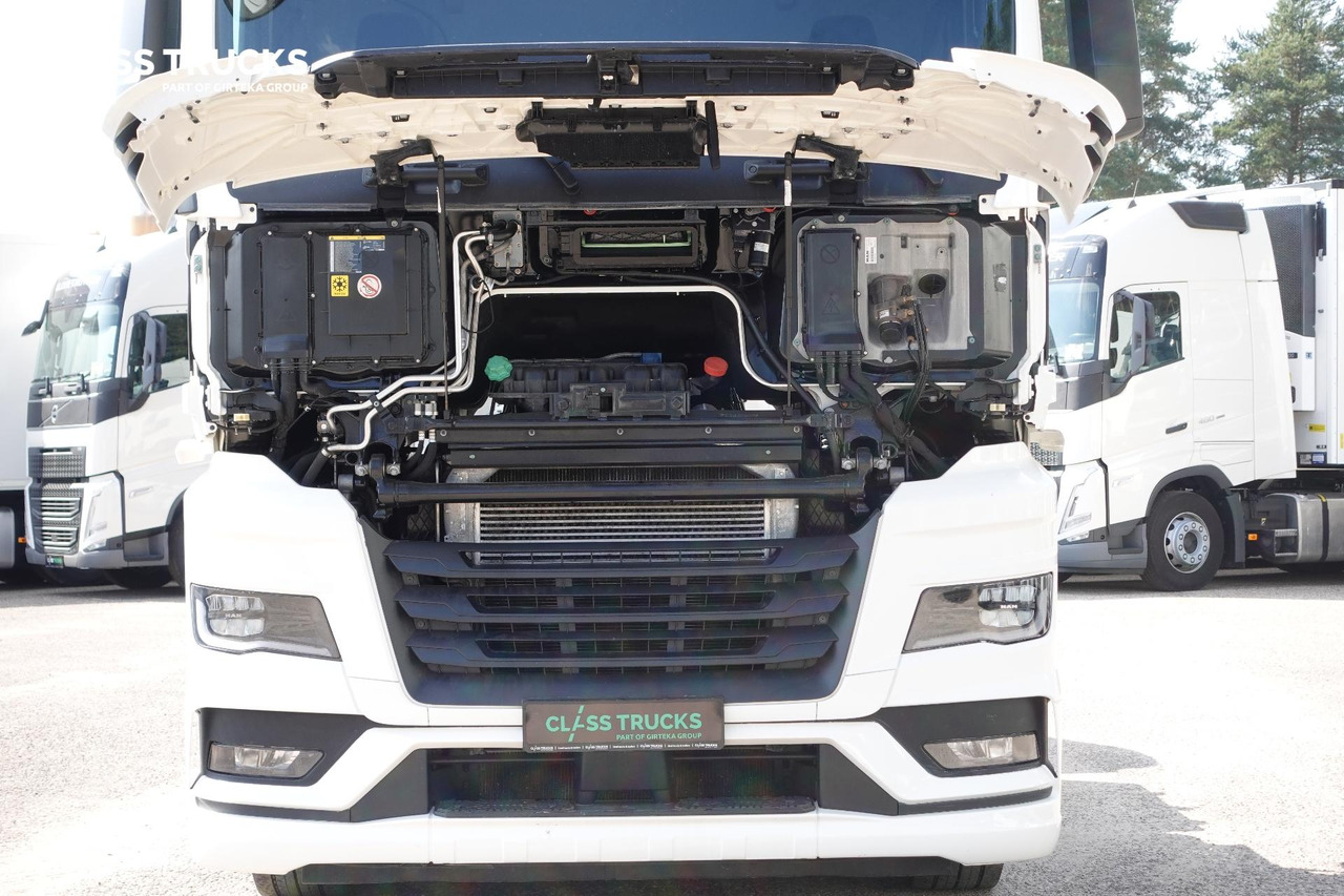 شاحنة جرار MAN TGX 18.520 GX: صور 19