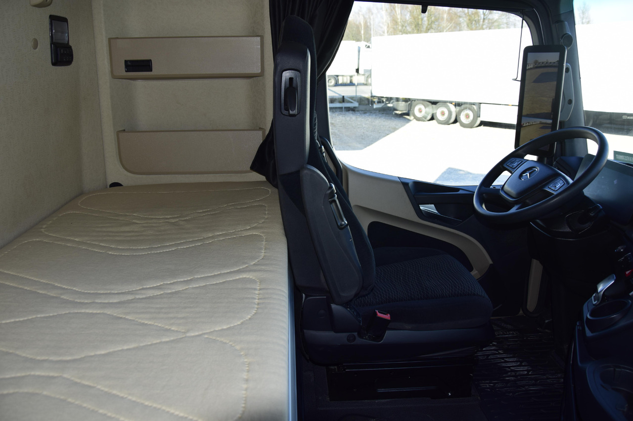 شاحنة جرار Mercedes-Benz Actros 5 1845 BigSpace: صور 12