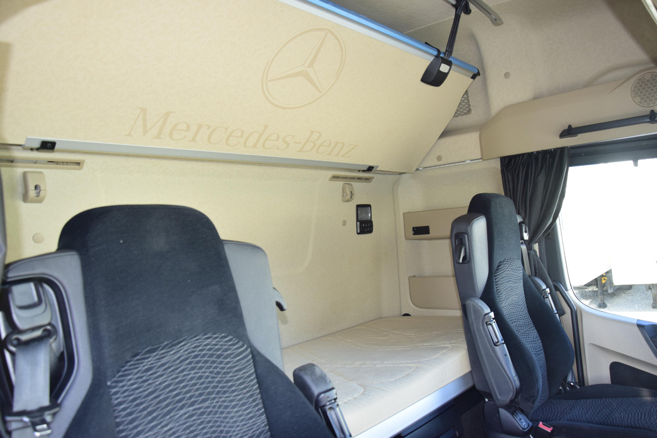 شاحنة جرار Mercedes-Benz Actros 5 1845 BigSpace: صور 13