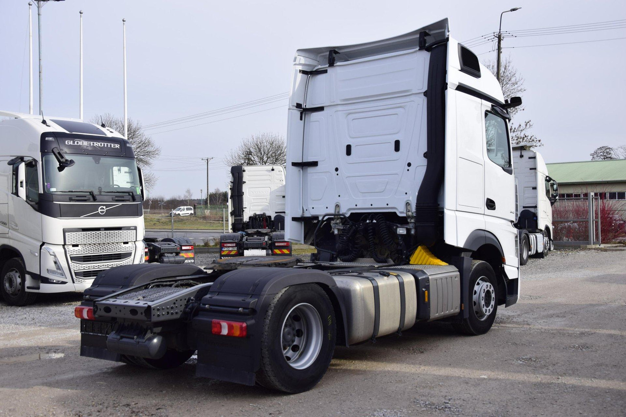 Mercedes-Benz Actros 5 1845 BigSpace - شاحنة جرار: صور 4 Mercedes-Benz Actros 5 1845 BigSpace - شاحنة جرار: صور 4