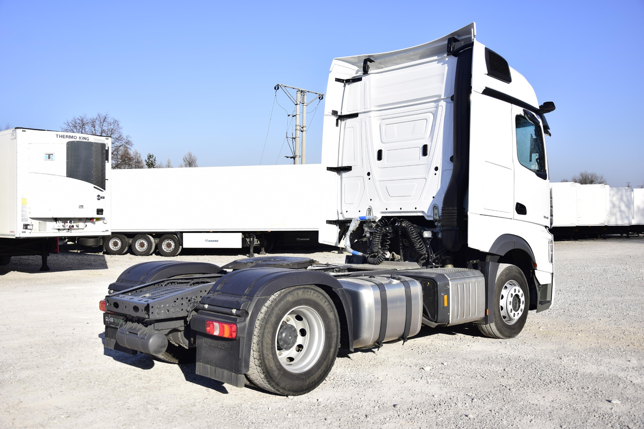 Mercedes-Benz Actros 5 1845 BigSpace - شاحنة جرار: صور 4 Mercedes-Benz Actros 5 1845 BigSpace - شاحنة جرار: صور 4