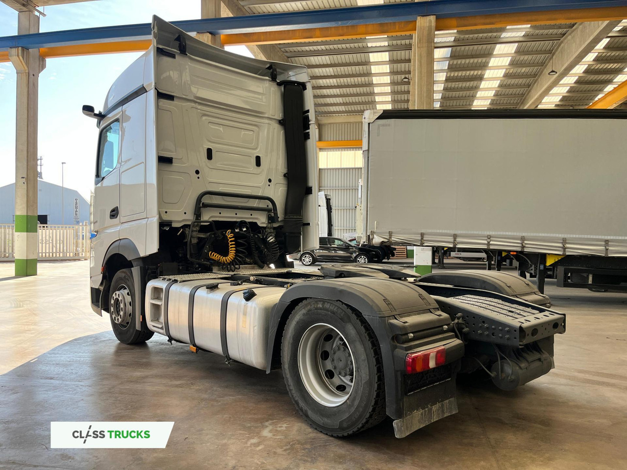 Mercedes-Benz Actros 5 1845 BigSpace - شاحنة جرار: صور 3 Mercedes-Benz Actros 5 1845 BigSpace - شاحنة جرار: صور 3
