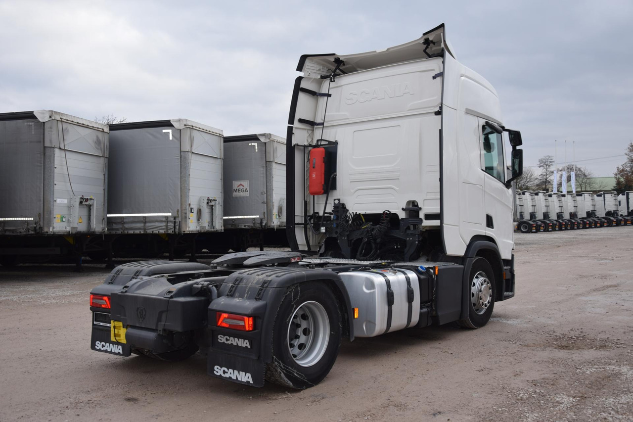 Scania R450 CR20H Retarder ACC - شاحنة جرار: صور 4 Scania R450 CR20H Retarder ACC - شاحنة جرار: صور 4