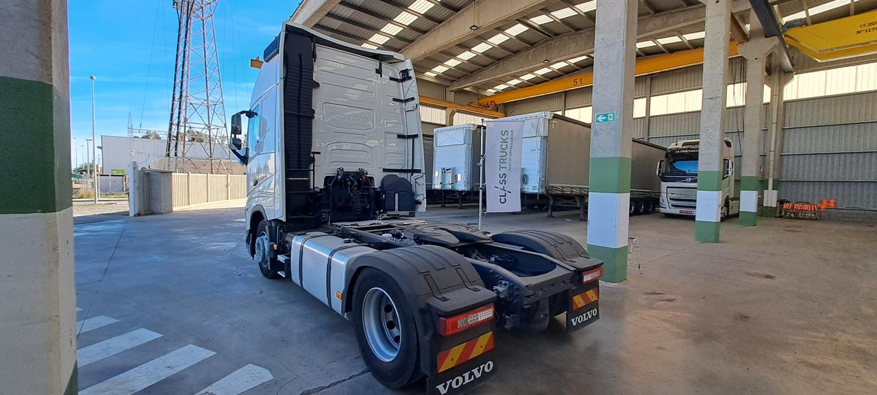 شاحنة جرار Volvo FH 460 Globetrotter XL Retarder i-Save: صور 8