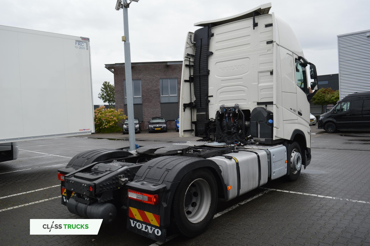 Volvo FH 460 Globetrotter XL Varios, i-Save I-ParkCool - شاحنة جرار: صور 5 Volvo FH 460 Globetrotter XL Varios, i-Save I-ParkCool - شاحنة جرار: صور 5