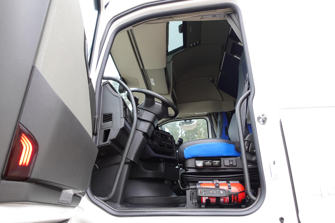 شاحنة جرار Volvo FH 460 Globetrotter XL i-Save: صور 8
