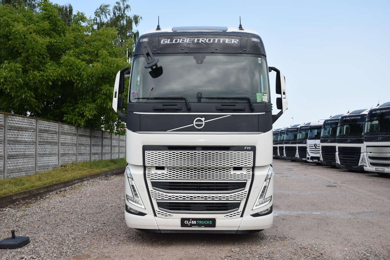 Volvo FH 460 Globetrotter XL i-Save - شاحنة جرار: صور 2 Volvo FH 460 Globetrotter XL i-Save - شاحنة جرار: صور 2