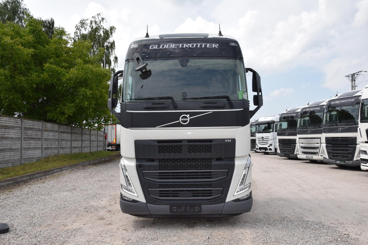 Volvo FH 500 Globetrotter XL - شاحنة جرار: صور 2 Volvo FH 500 Globetrotter XL - شاحنة جرار: صور 2