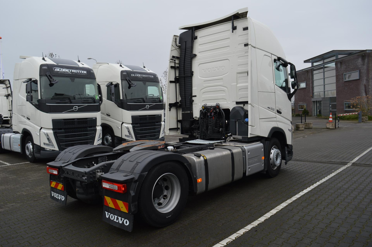 Volvo FH 500 Globetrotter XL - شاحنة جرار: صور 4 Volvo FH 500 Globetrotter XL - شاحنة جرار: صور 4
