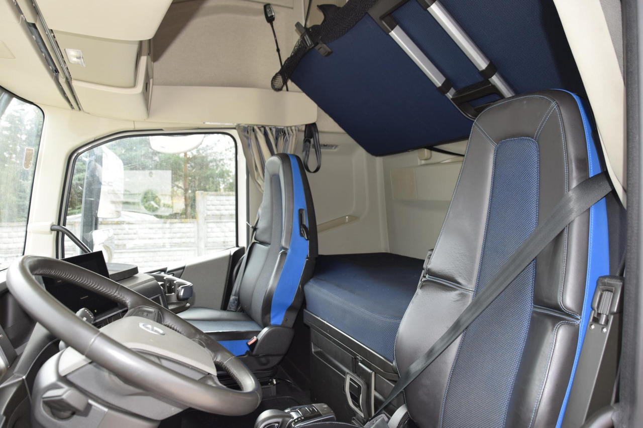 شاحنة جرار Volvo FH 500 Globetrotter XL: صور 9