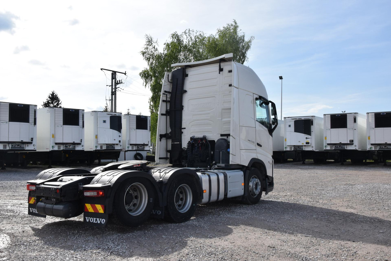 Volvo FH 540 Globetrotter XL Retarder - شاحنة جرار: صور 4 Volvo FH 540 Globetrotter XL Retarder - شاحنة جرار: صور 4