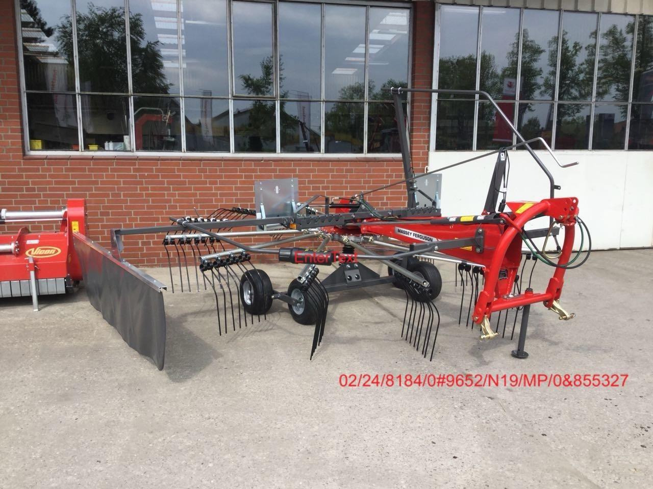Massey Ferguson RK 451 DN - لمّامَة القش: صور 1 Massey Ferguson RK 451 DN - لمّامَة القش: صور 1