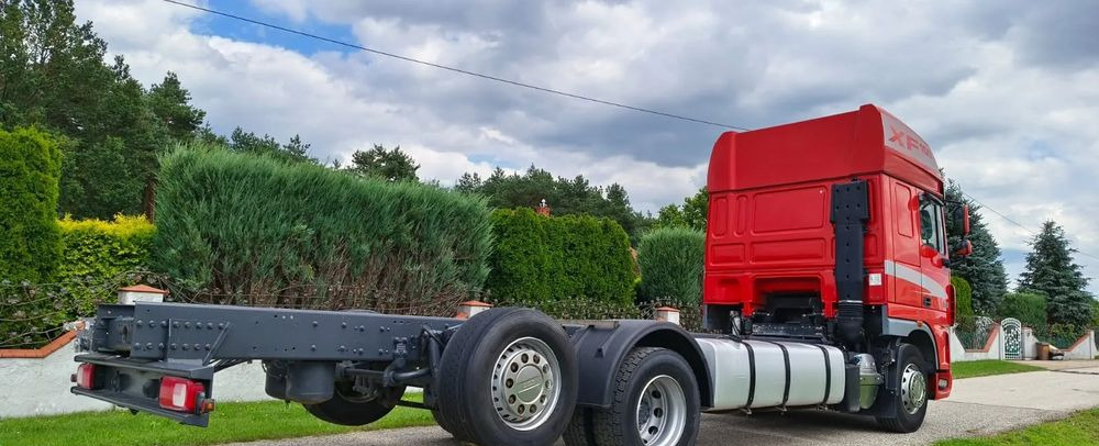 DAF XF510 pod zabudowę – 6x2/ skrętna podnoszona oś/ retarder - الشاسيه شاحنة: صور 4 DAF XF510 pod zabudowę – 6x2/ skrętna podnoszona oś/ retarder - الشاسيه شاحنة: صور 4
