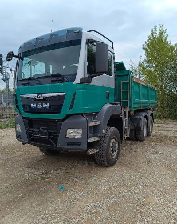 MAN TGS 26.500 | 6x6 | Wywrotka trójstronna | Meiller + Bordmatik | EURO 6 | Rok 2017 | Automat - قلابات: صور 5 MAN TGS 26.500 | 6x6 | Wywrotka trójstronna | Meiller + Bordmatik | EURO 6 | Rok 2017 | Automat - قلابات: صور 5