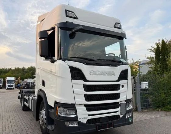 Scania R450 BDF • 6x2 • Euro 6d • Skrętna tylna oś • Retarder • Pod zabudowę • - الشاسيه شاحنة: صور 1 Scania R450 BDF • 6x2 • Euro 6d • Skrętna tylna oś • Retarder • Pod zabudowę • - الشاسيه شاحنة: صور 1