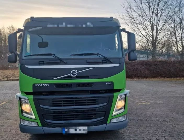 Volvo FM 420 – zabudowa + plandeka / Automatyczna skrzynia / Euro 6 / Zawieszenie pneumatyczne/ 4x2/ - شاحنة ستارة: صور 5 Volvo FM 420 – zabudowa + plandeka / Automatyczna skrzynia / Euro 6 / Zawieszenie pneumatyczne/ 4x2/ - شاحنة ستارة: صور 5
