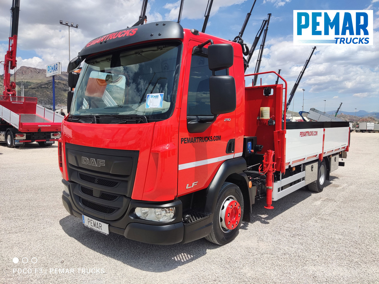 DAF LF 210 GRUA CAJA FIJA - شاحنات مسطحة, شاحنة كرين: صور 2 DAF LF 210 GRUA CAJA FIJA - شاحنات مسطحة, شاحنة كرين: صور 2