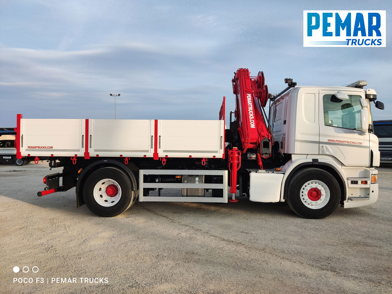 SCANIA P 280 GRUA BASCULANTE 18T EURO 6 - شاحنة كرين: صور 4 SCANIA P 280 GRUA BASCULANTE 18T EURO 6 - شاحنة كرين: صور 4