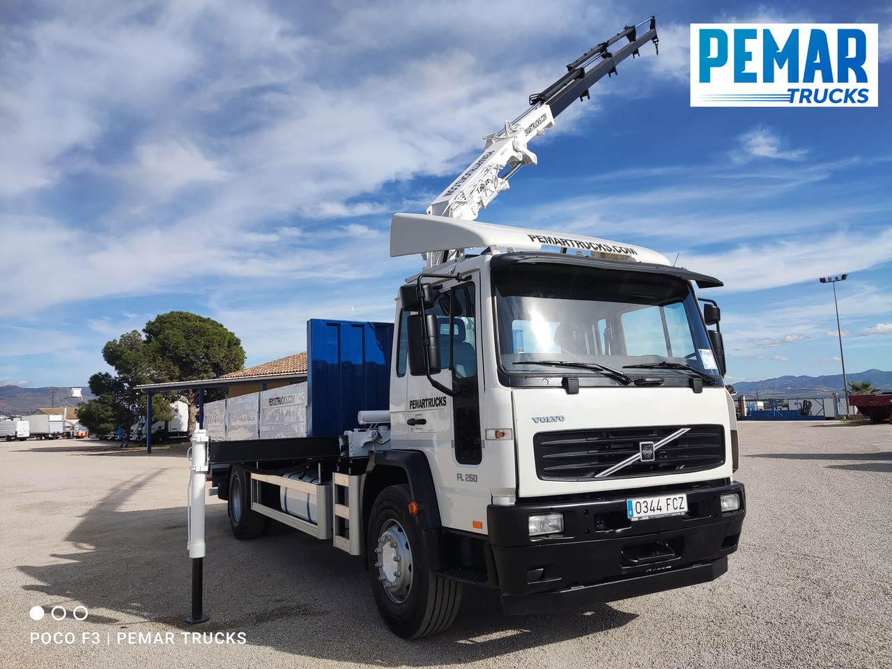 شاحنات مسطحة, شاحنة كرين VOLVO FL 250 GRUA CAJA FIJA: صور 19