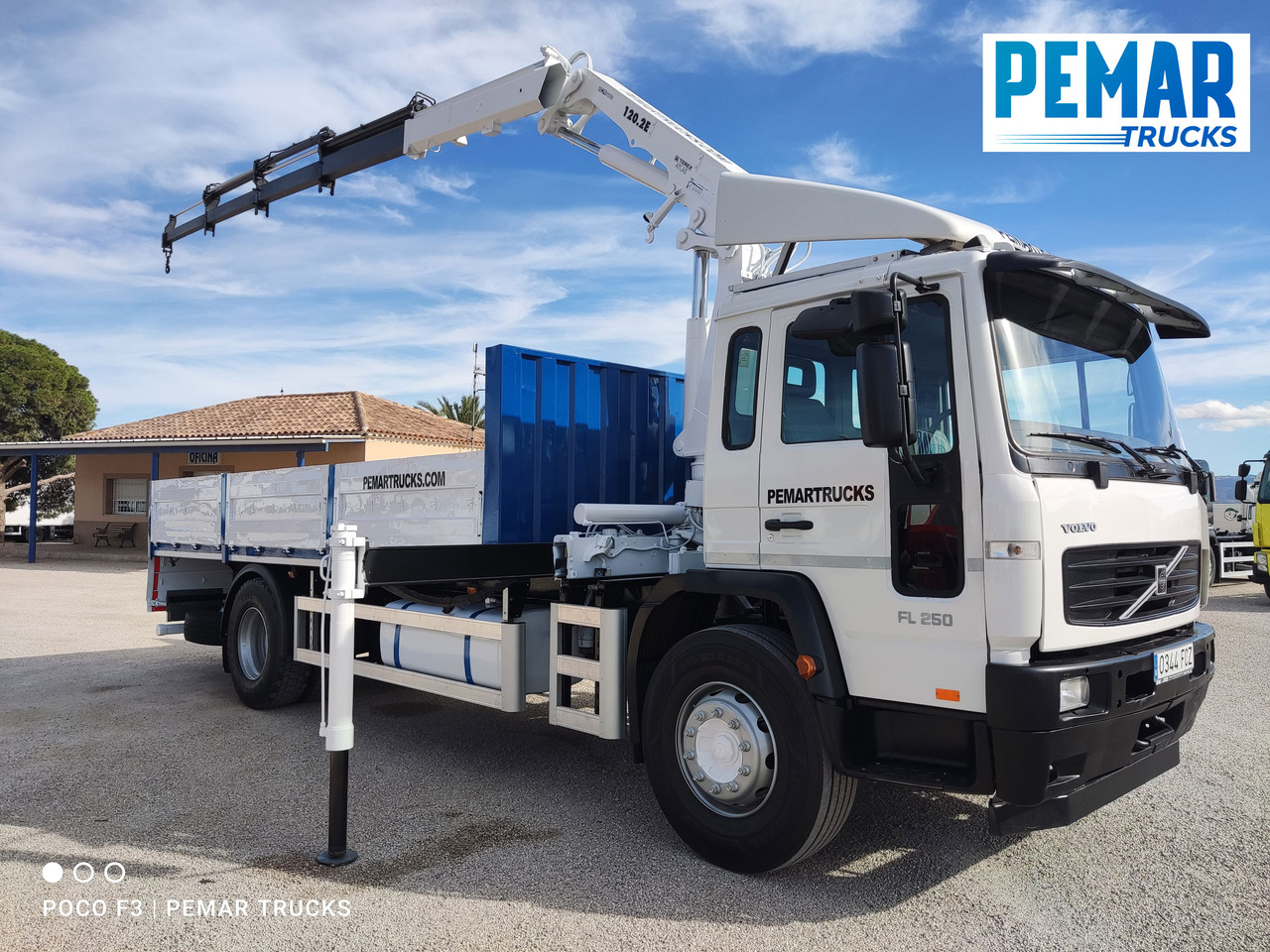 شاحنات مسطحة, شاحنة كرين VOLVO FL 250 GRUA CAJA FIJA: صور 16