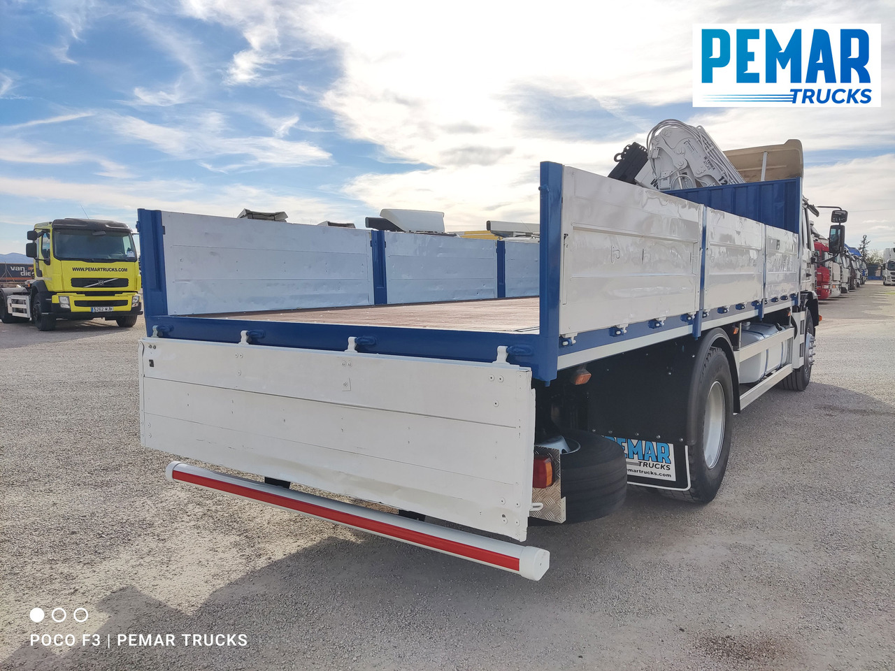 شاحنات مسطحة, شاحنة كرين VOLVO FL 250 GRUA CAJA FIJA: صور 13