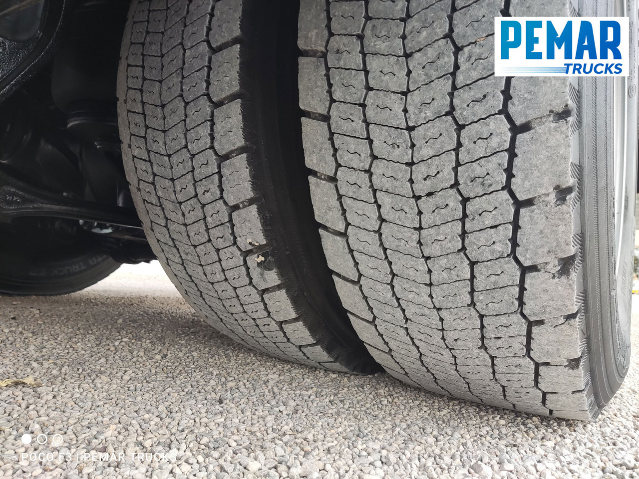 مبردة شاحنة VOLVO FM 330 4X2 FRIGORIFICO 18T EURO 6: صور 16